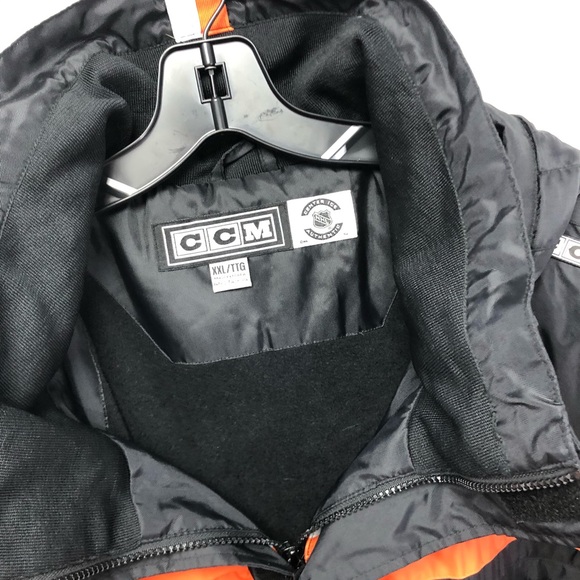 CCM Philadelphia Flyers Coat - Picture 5 of 13